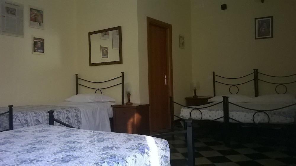 Camere Del Re Tarquinia Exteriér fotografie